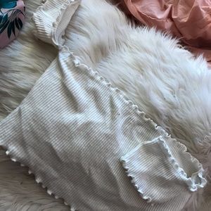 Fashion Nova Cropped shirt